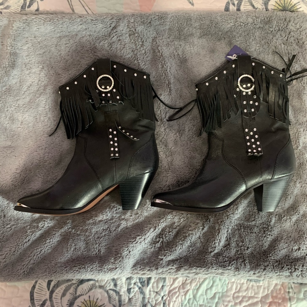 Woman’s Masterson Blinged Cowgirl Boots-NWT